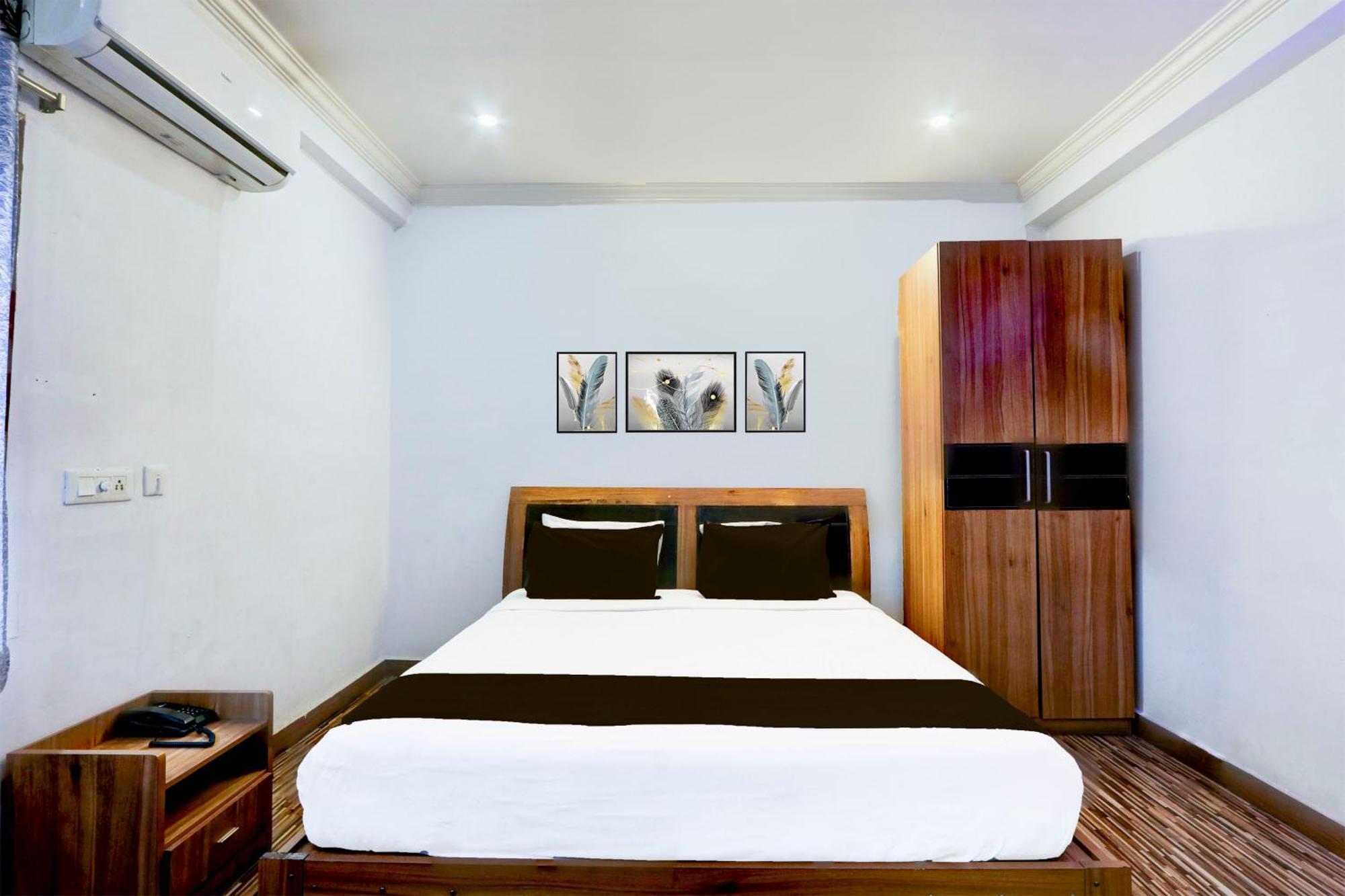 Hotel O Vg Grand Madhapur Kültér fotó