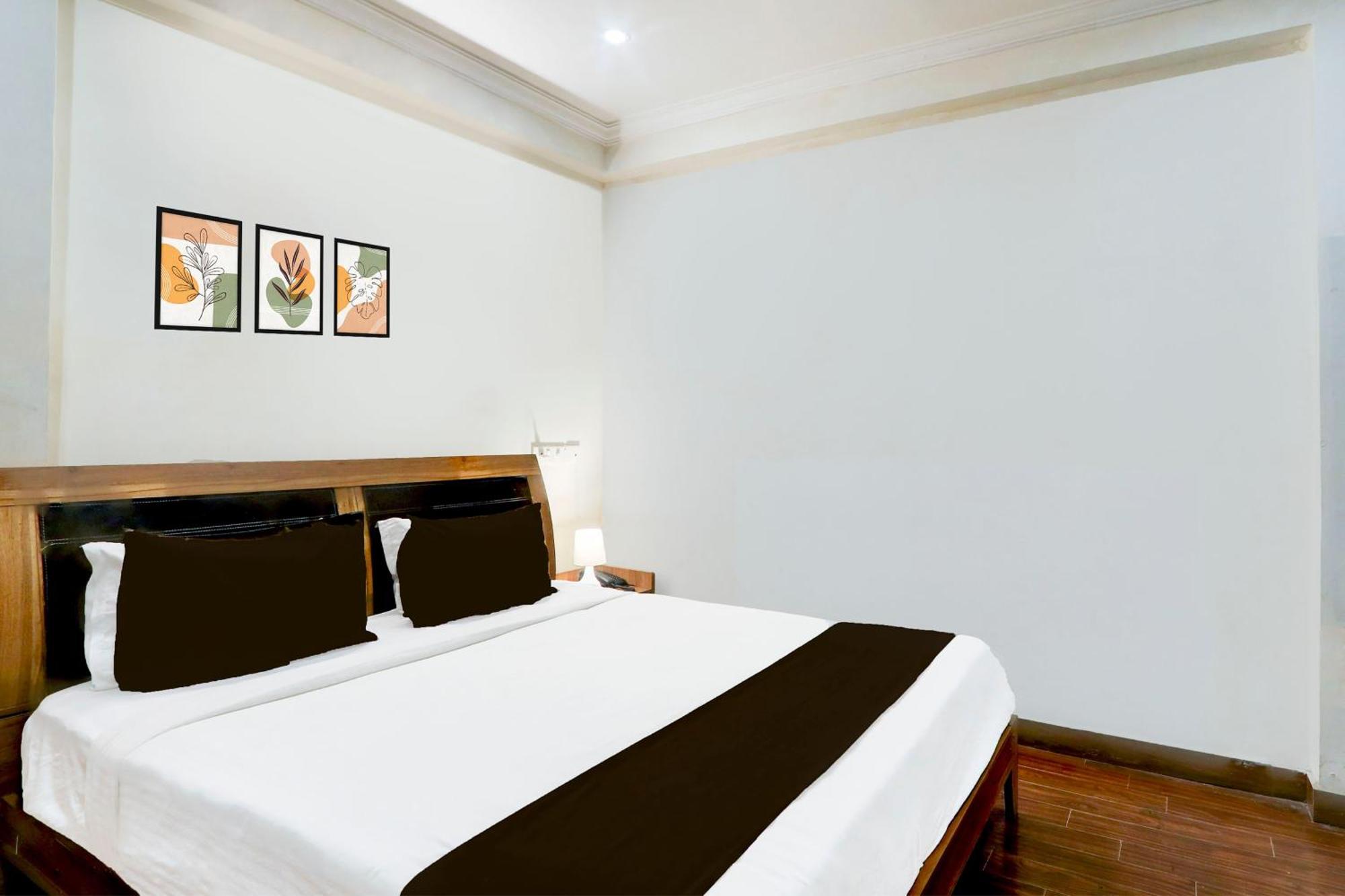 Hotel O Vg Grand Madhapur Kültér fotó