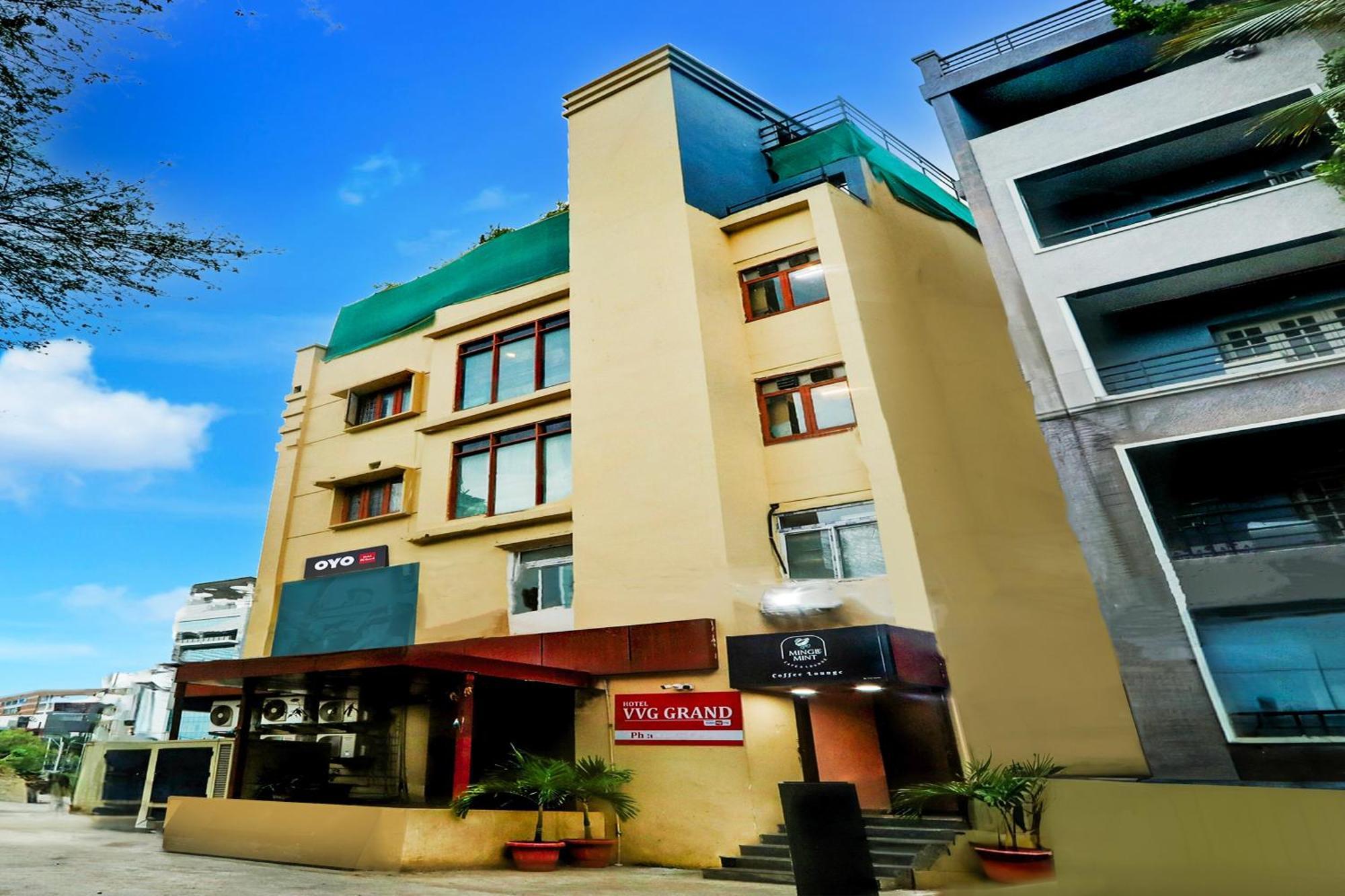 Hotel O Vg Grand Madhapur Kültér fotó